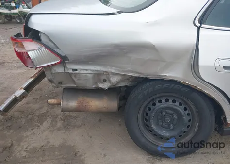 2000 Honda Accord 2.3 Lx z USA, uszkodzony, nr VIN 1HGCG6654YA114847